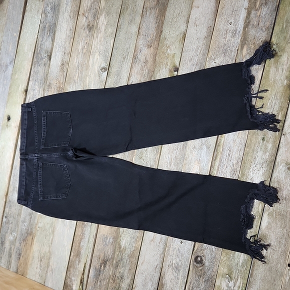Free People Maggie Distressed Mid-Rise Straight Jeans Washed Black FP1009 - Picture 10 of 16